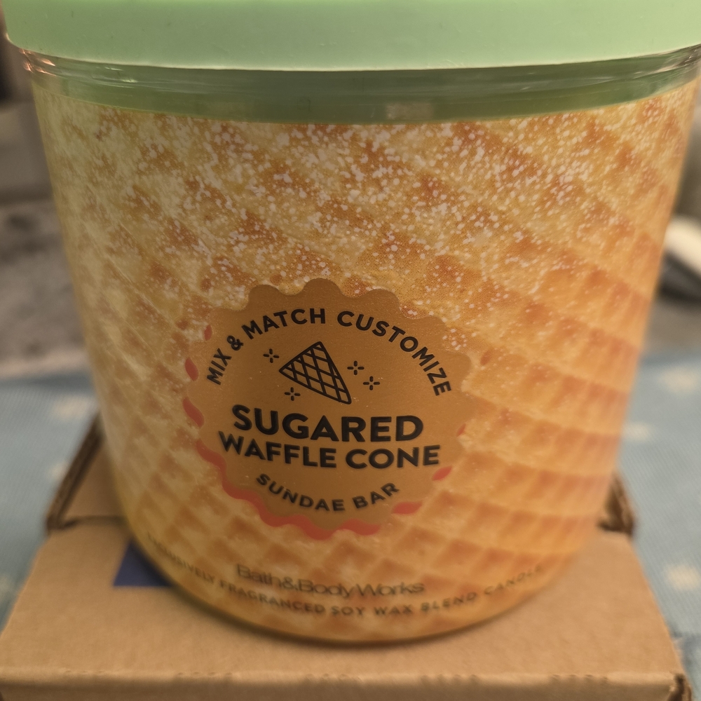 NEW Bath & Body Works Sugared Waffle Cone 3 WICK LARGE Candle DECORATIVE JAR